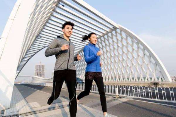 宝应体育馆羽毛球培训课程介绍(图1)